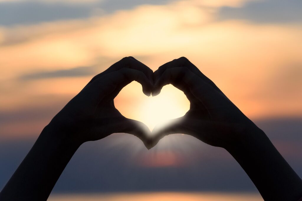 heart, sunrise, hands, gesture, valentines day, love, laptop wallpaper, beautiful wallpaper, hd wallpaper, sunset, wallpaper hd, shape, sign, nature, silhouette, free background, windows wallpaper, symbol, cool backgrounds, wallpaper 4k, 4k wallpaper 1920x1080, summer, romantic, 4k wallpaper, romance, valentine's day, mac wallpaper, free wallpaper, full hd wallpaper, feeling, desktop backgrounds, background